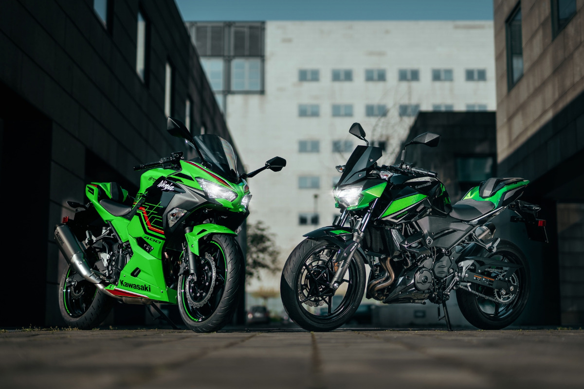 De populaire Kawasaki Z400 en Ninja 400 zijn terug